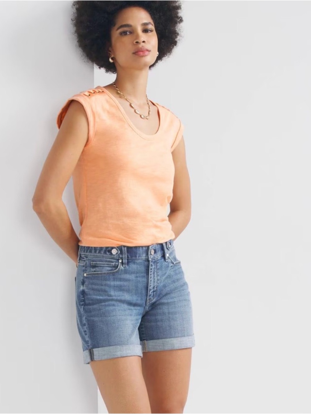 White House Black Market 5” Inseam Denim Roll-cuff Shorts - Sz 10!